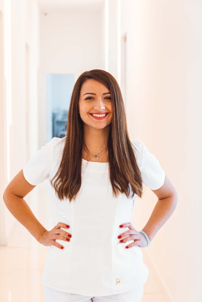Dr med dent Matea Milardović - Dentelli O Nama